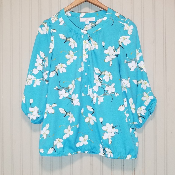 LOFT Tops - LOFT Floral Print Blouse